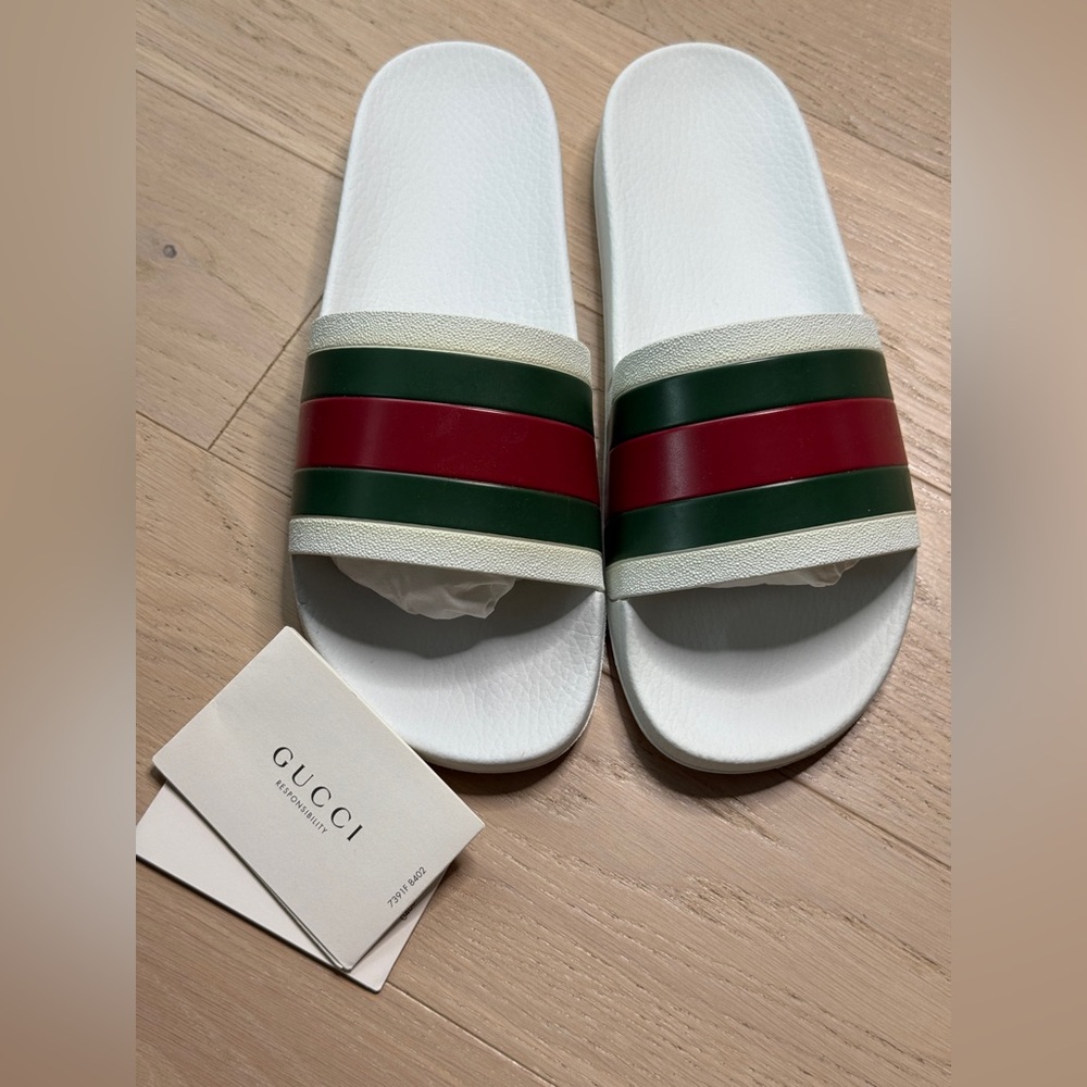 Gucci White and Red Slide Sandals Iconic Design